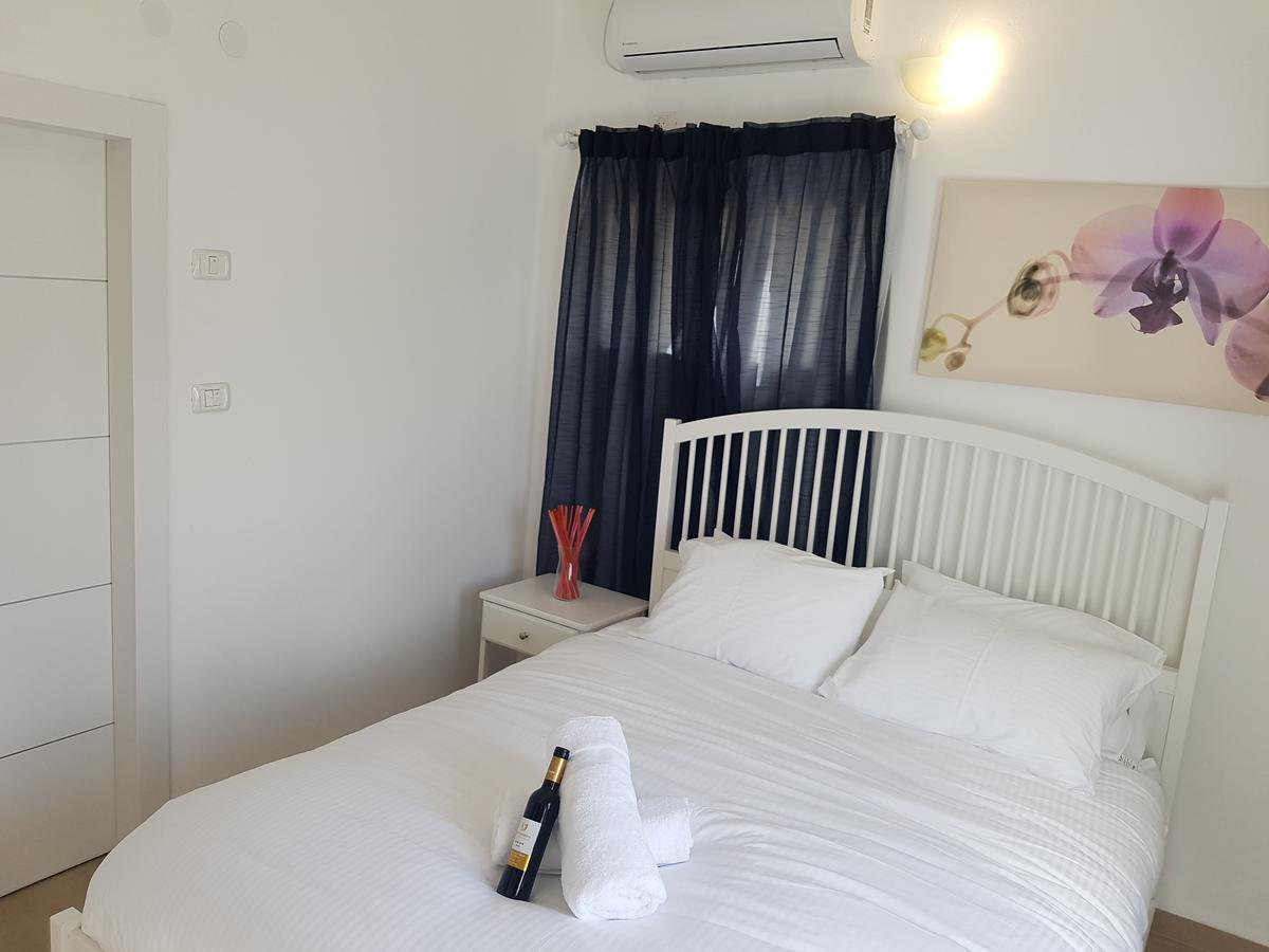 אבני החושן- Avnei Hoshen Aparthotel Naharia Buitenkant foto