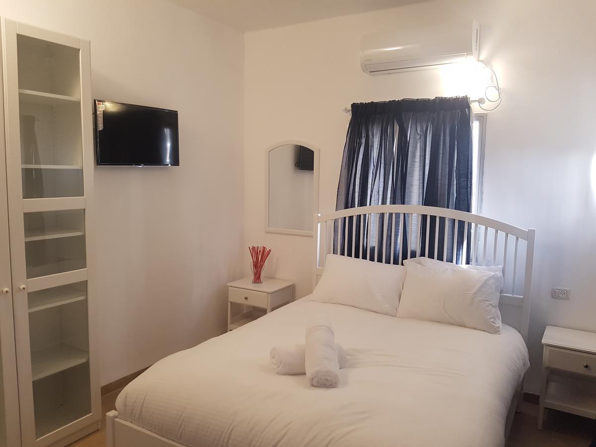 אבני החושן- Avnei Hoshen Aparthotel Naharia Buitenkant foto